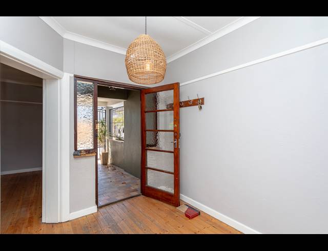 4 BEDROOM FREEHOLD SOLD IN BOSTON